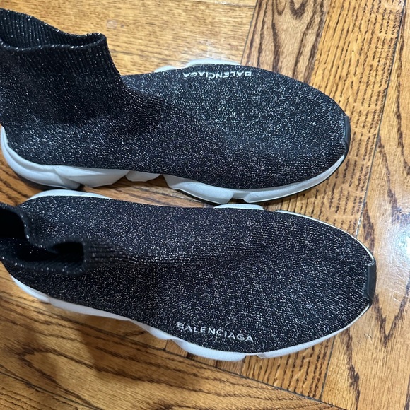 Balenciaga black sparkle shoe size 8 - Picture 3 of 3